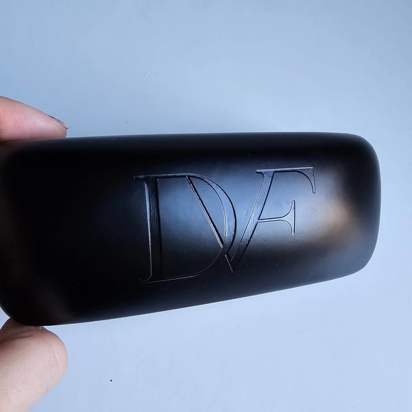 Diane Von Furstenburg Black Sunglasses Glasses Hard Clamshell Case 6.5" x 2" - Picture 5 of 8